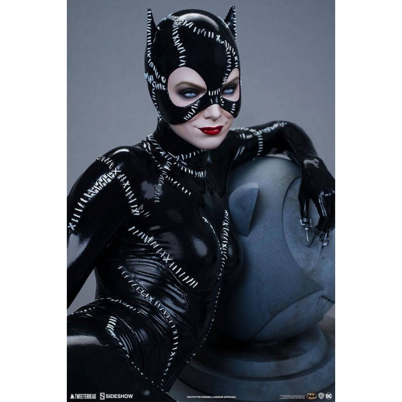 tweeterhead catwoman batman returns