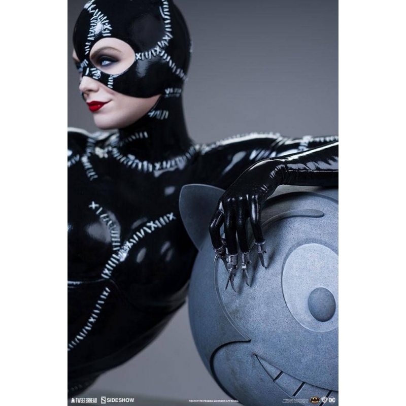 tweeterhead catwoman batman returns