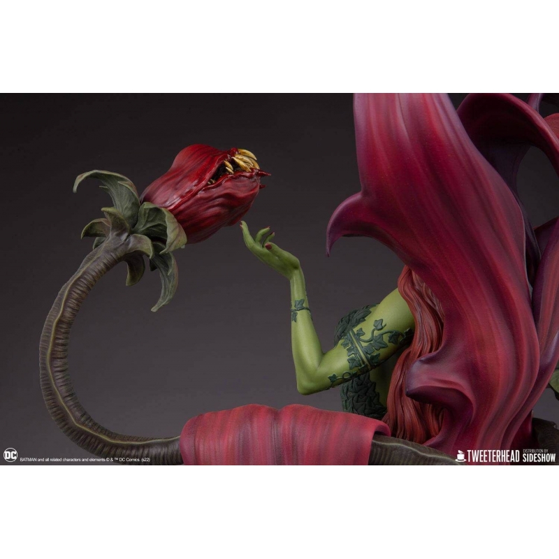 poison ivy maquette by tweeterhead